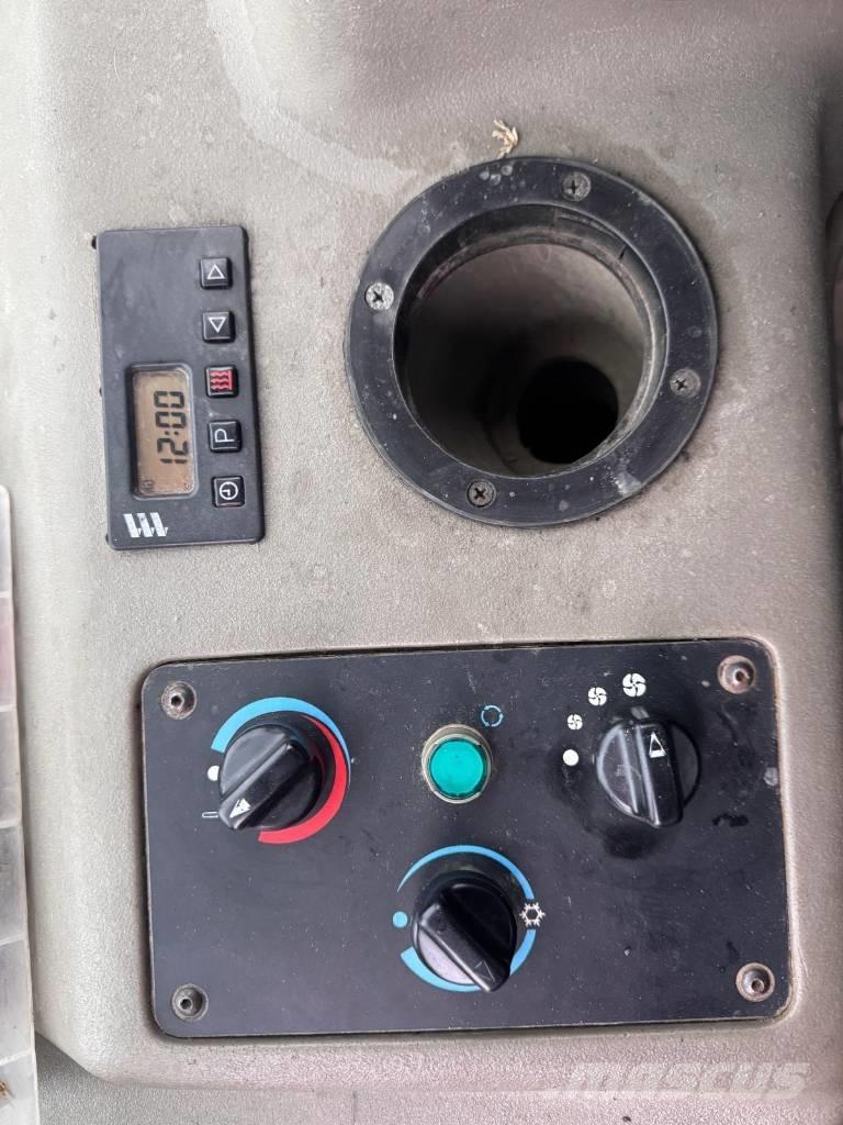 CASE 330 B Karjeriniai savivarčiai