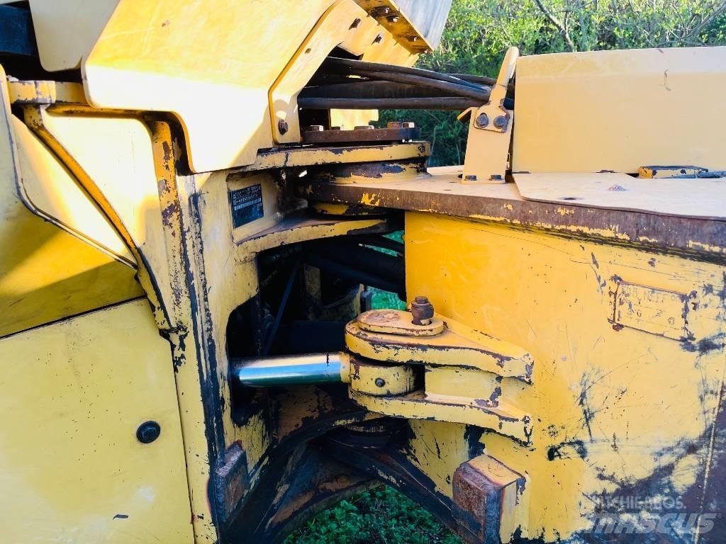 CAT 545 C Skiedrovežiai