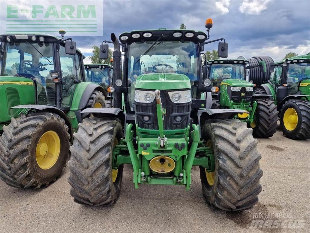 John Deere 6125R Traktoriai