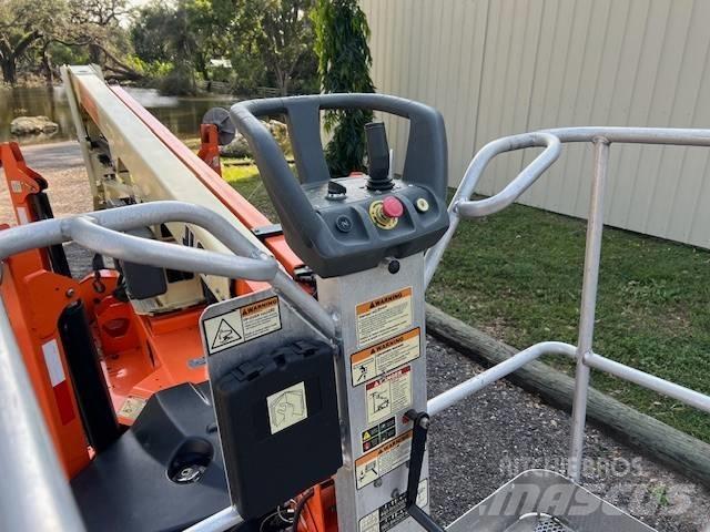JLG T 350 Ant priekabų montuojamos kėlimo platformos
