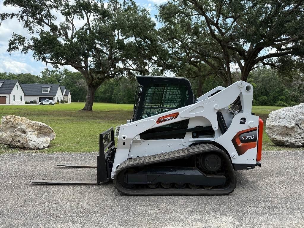 Bobcat T 770 Krautuvai su šoniniu pasukimu