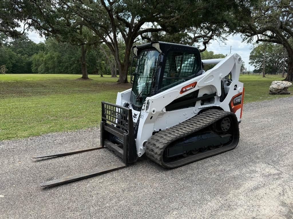 Bobcat T 770 Krautuvai su šoniniu pasukimu