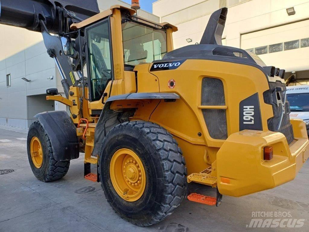 Volvo L 90 H Naudoti ratiniai krautuvai