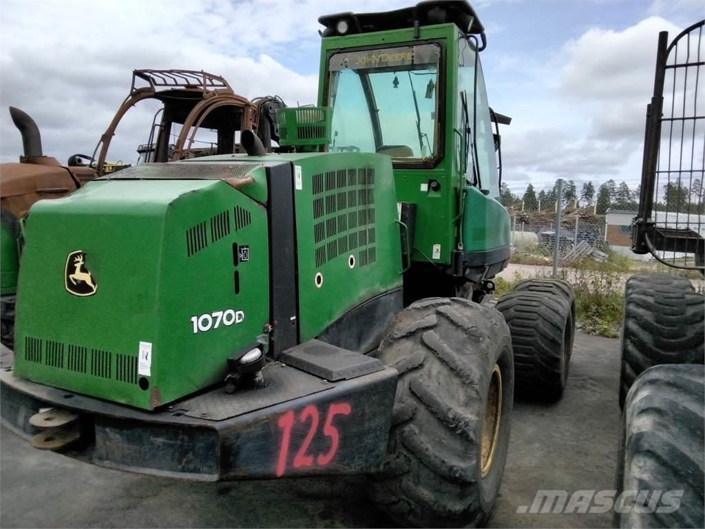 John Deere 1070 D Miško technika (Harvesteriai)