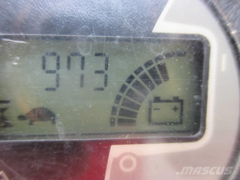 JLG Toucan 8 E Vertikalūs stiebiniai keltuvai