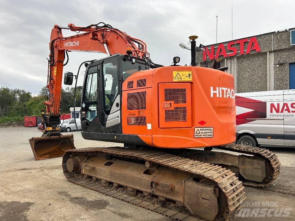 Hitachi ZX225USLC-5 Vikšriniai ekskavatoriai