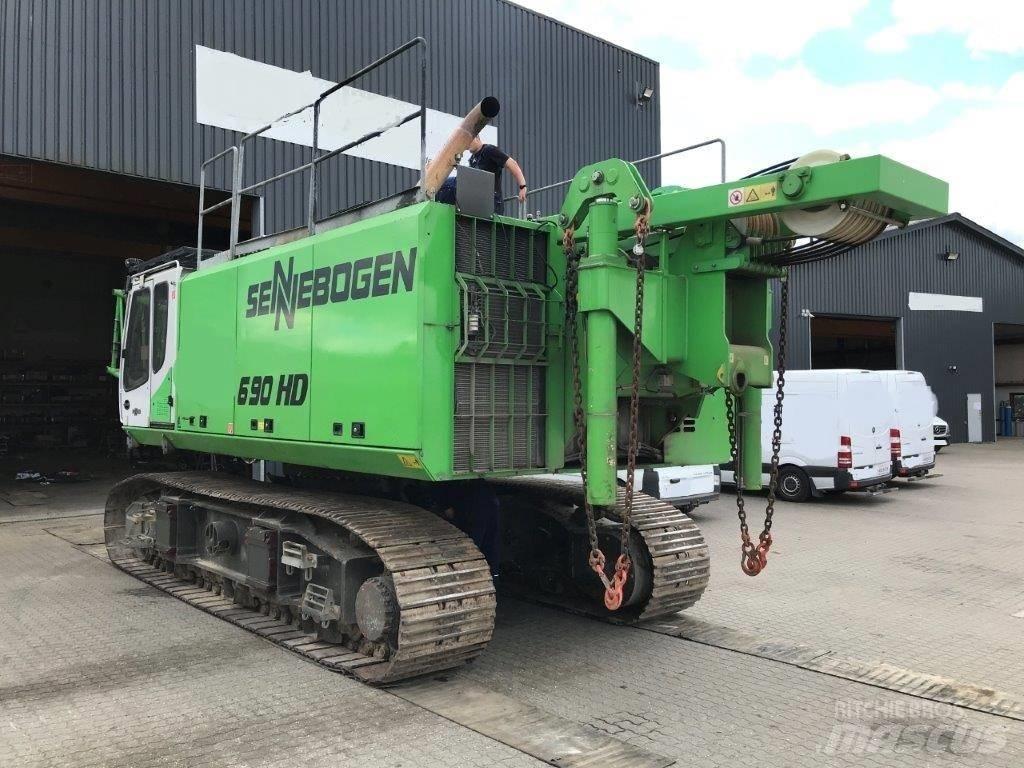 Sennebogen 690 Vikšriniai kranai