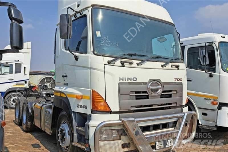 Hino 700 Kita