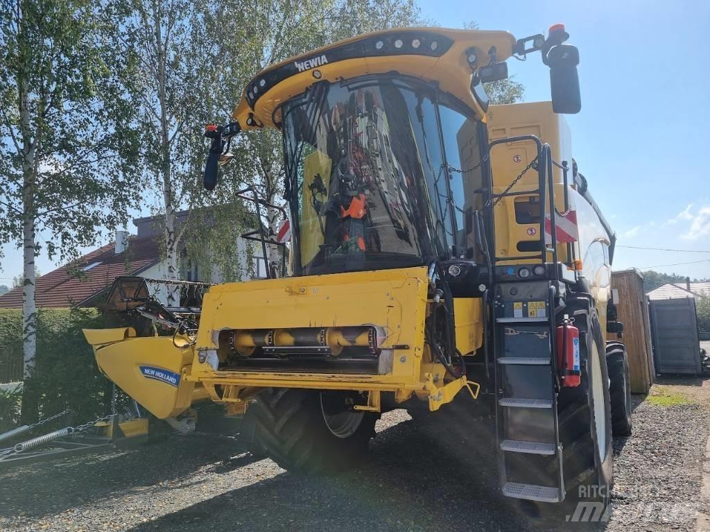 New Holland CX 8.70 Derliaus nuėmimo kombainai