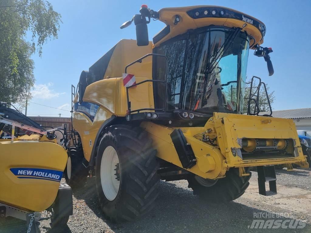 New Holland CX 8.70 Derliaus nuėmimo kombainai