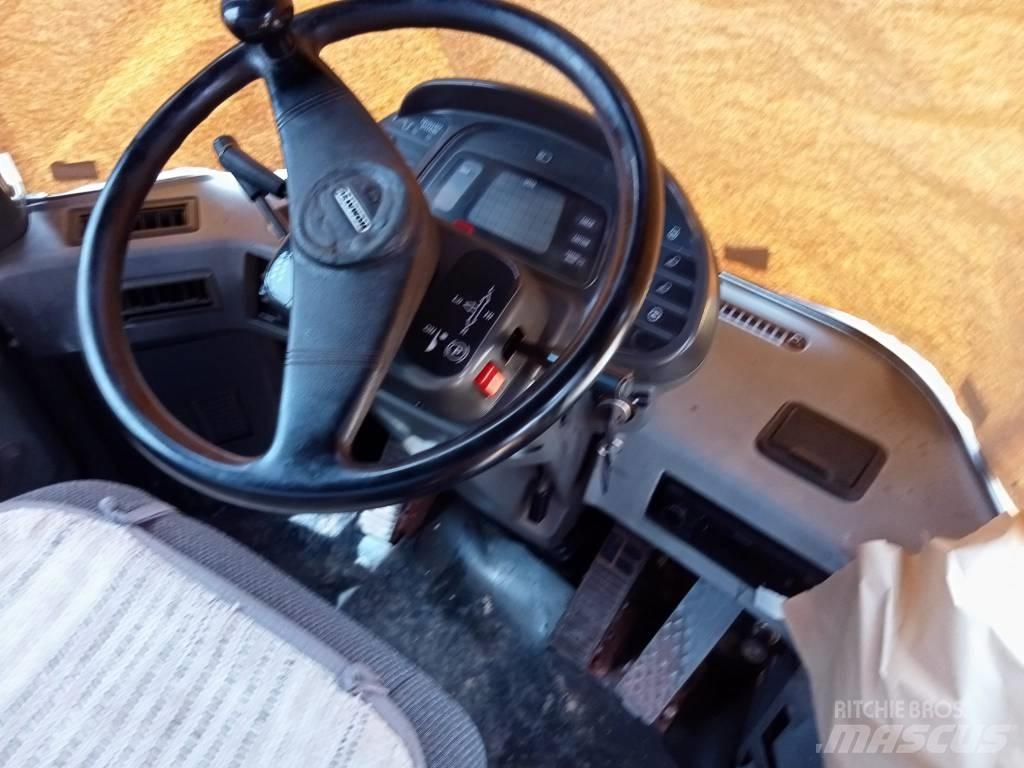 Komatsu WA500-3 Naudoti ratiniai krautuvai