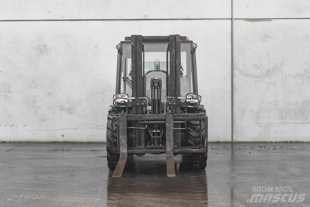 Manitou MC 30-4 D Dyzeliniai krautuvai