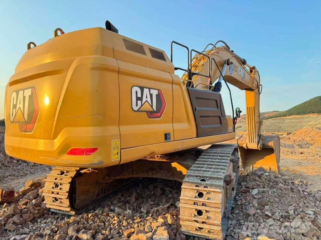 CAT 352 Vikšriniai ekskavatoriai