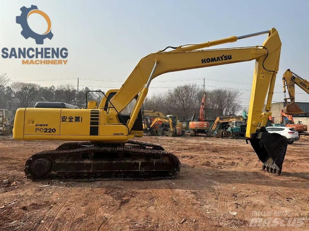 Komatsu PC 200 Vikšriniai ekskavatoriai