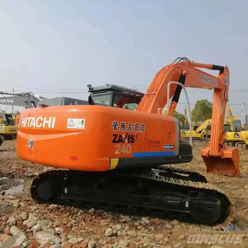 Hitachi ZX 240 Vikšriniai ekskavatoriai