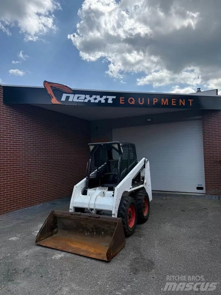 Bobcat S130 Krautuvai su šoniniu pasukimu