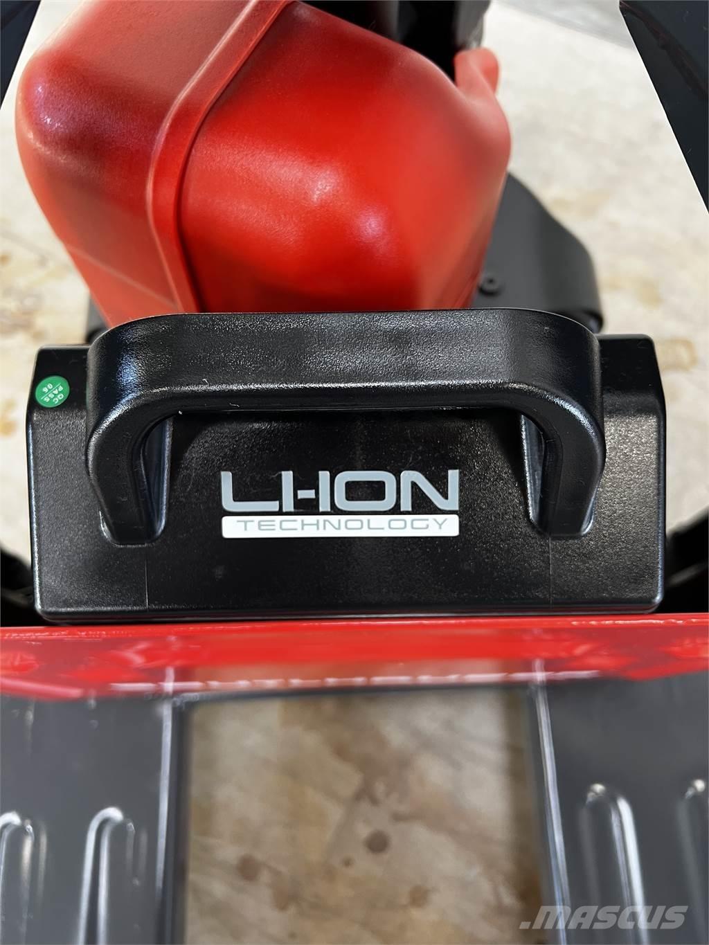 Linde MT12 Rankiniai vėžimėliai