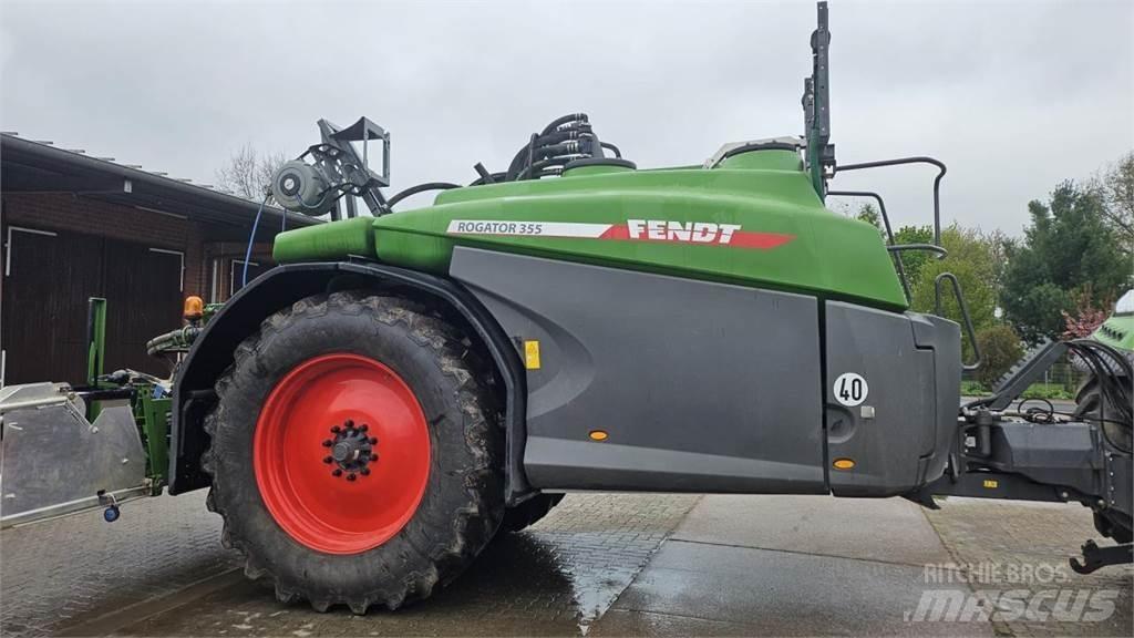 Fendt Rogator 355 Prikabinami purkštuvai