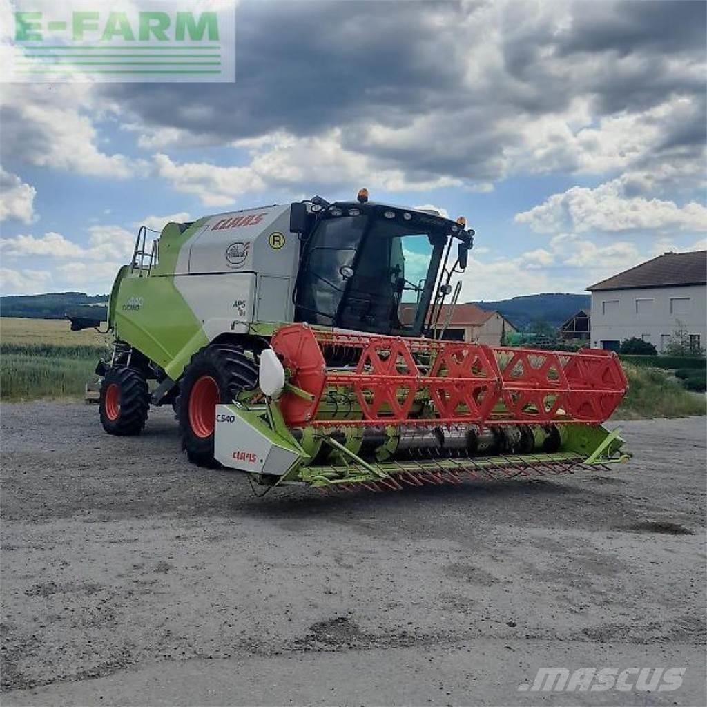 CLAAS tucano 440 Derliaus nuėmimo kombainai