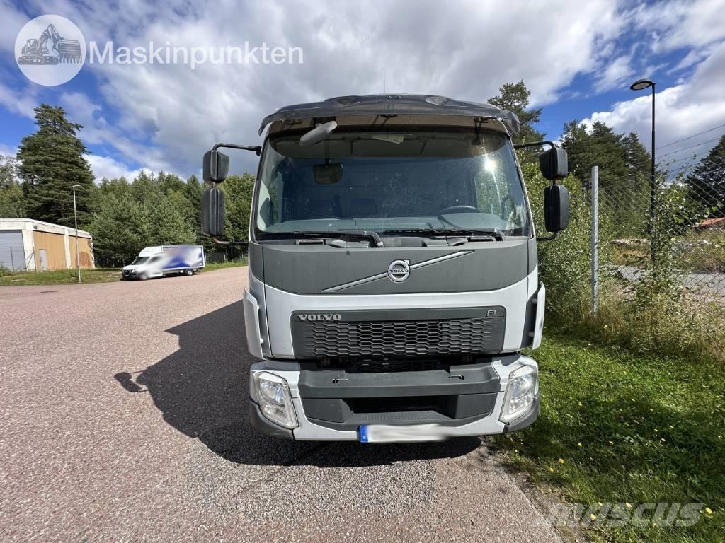 Volvo FL 240 Sunkvežimiai su dengtu kėbulu