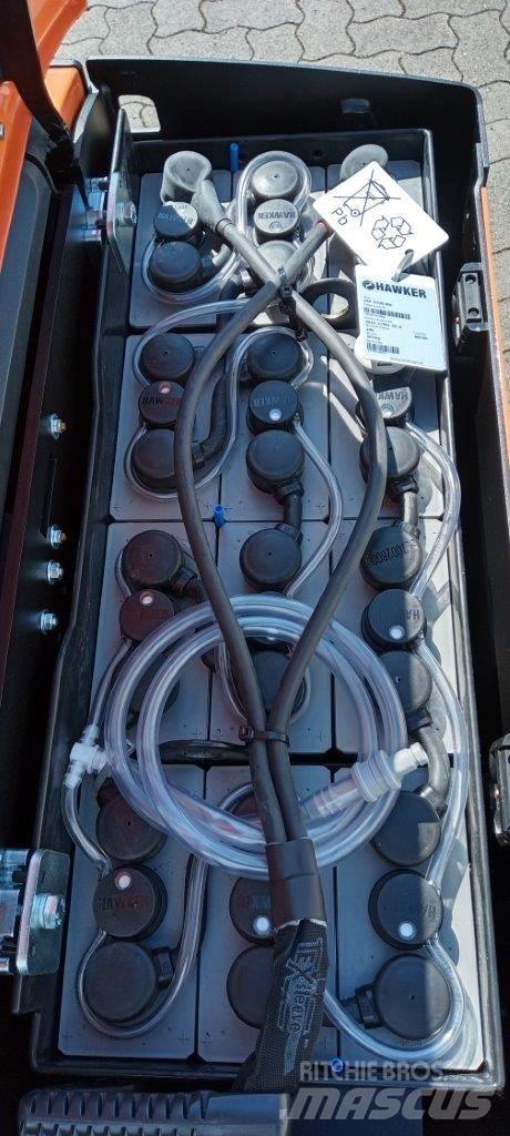 Toyota LPE 250 Mažų aukščių keltuvai