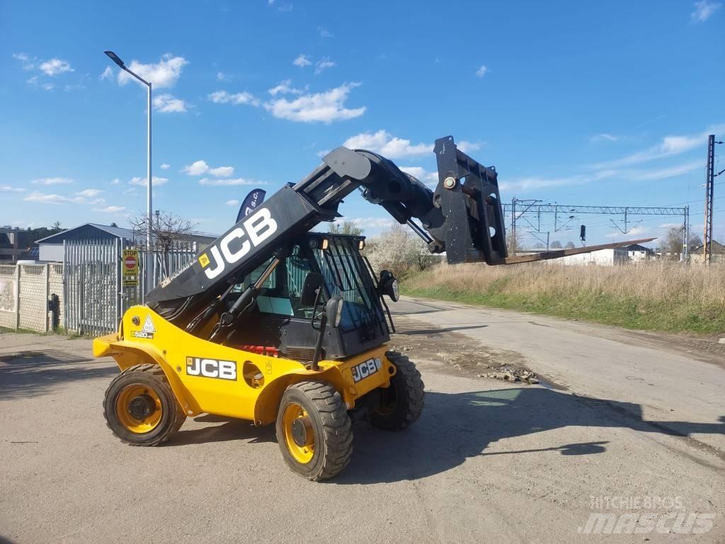 JCB 520-40 Teleskopiniai krautuvai