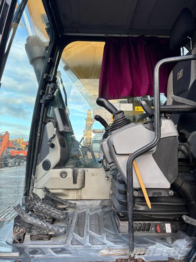 CAT 329 EL Vikšriniai ekskavatoriai