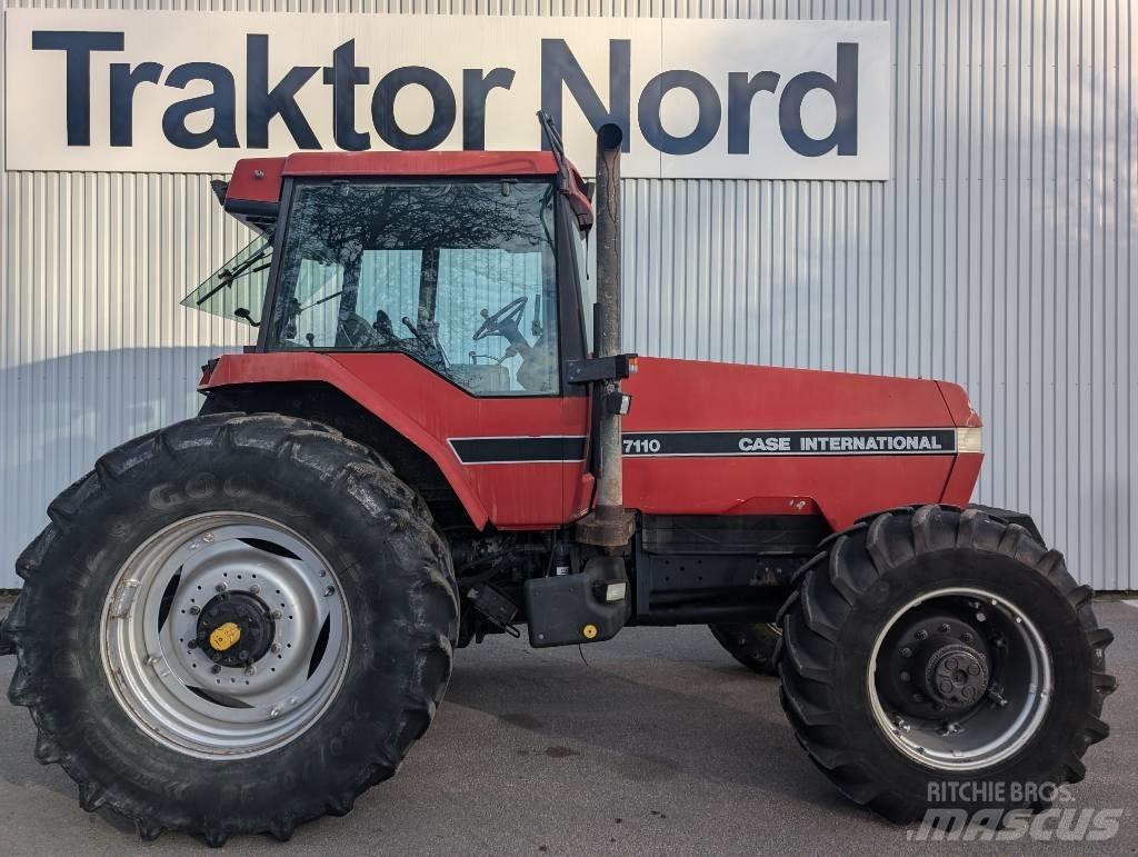 Case IH Magnum 7110 Traktoriai
