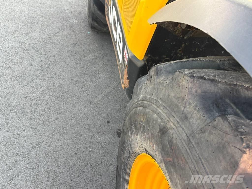 JCB 535-95 Teleskopiniai krautuvai