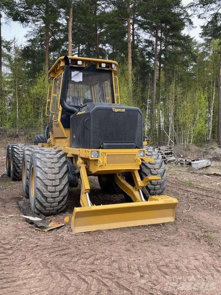 Tigercat 1075C Naudoti miškovežiai (Forvarderiai)