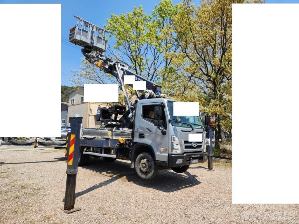 Hansin HS3060 Ant vilkikų montuojamos kėlimo platformos