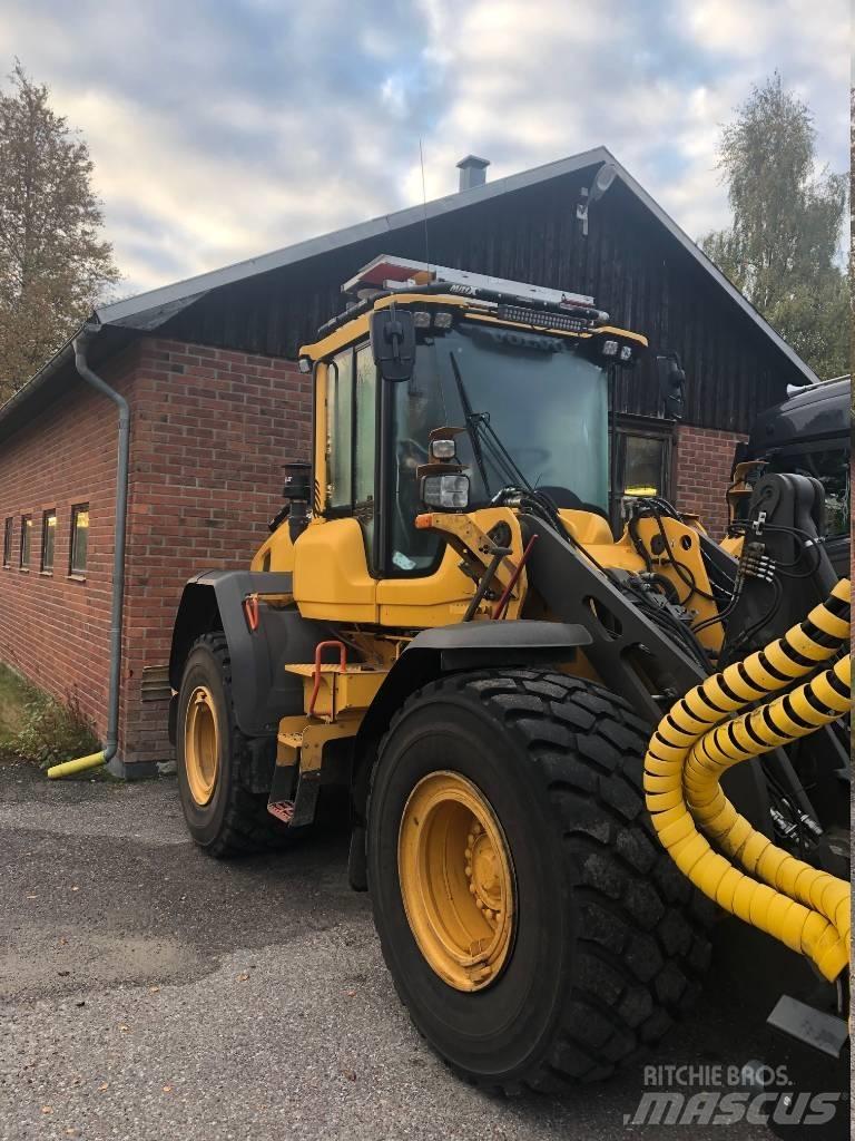 Volvo L90H Naudoti ratiniai krautuvai
