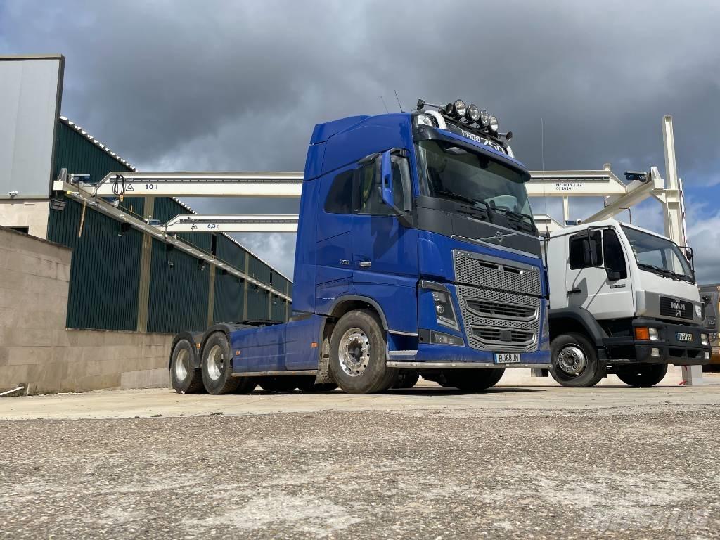 Volvo FH16 750 Naudoti vilkikai