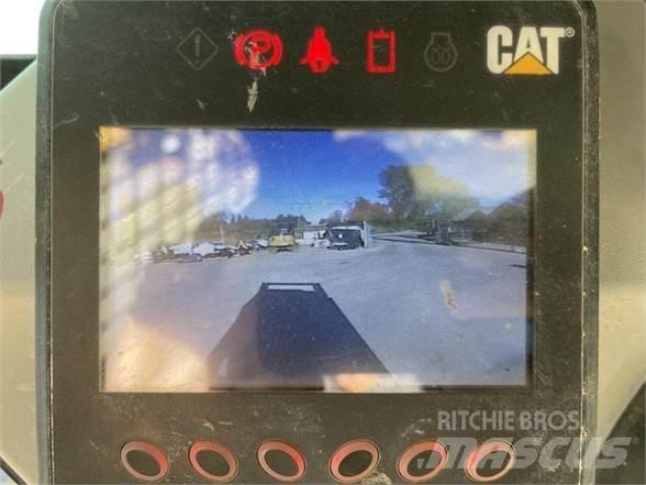 CAT 259D Krautuvai su šoniniu pasukimu