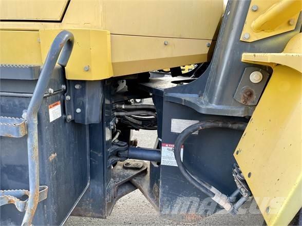 Komatsu WA320 Naudoti ratiniai krautuvai