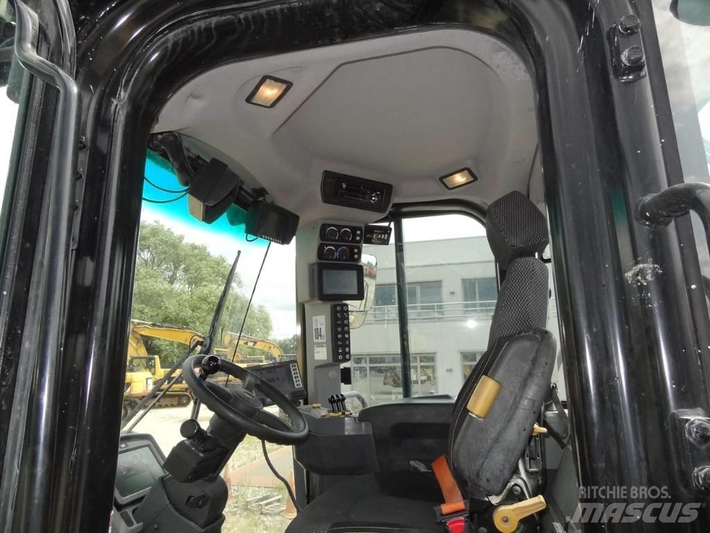 CAT 962 M Naudoti ratiniai krautuvai