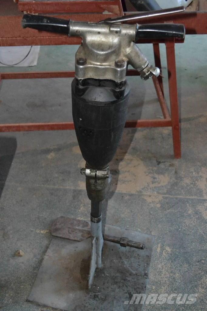 Böhler H313 ZR Kiti kelių tiesimo įrengimai