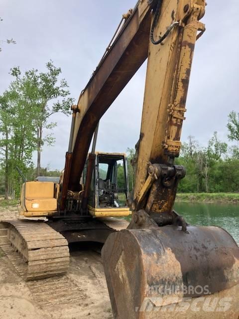 Komatsu PC 200 Vikšriniai ekskavatoriai