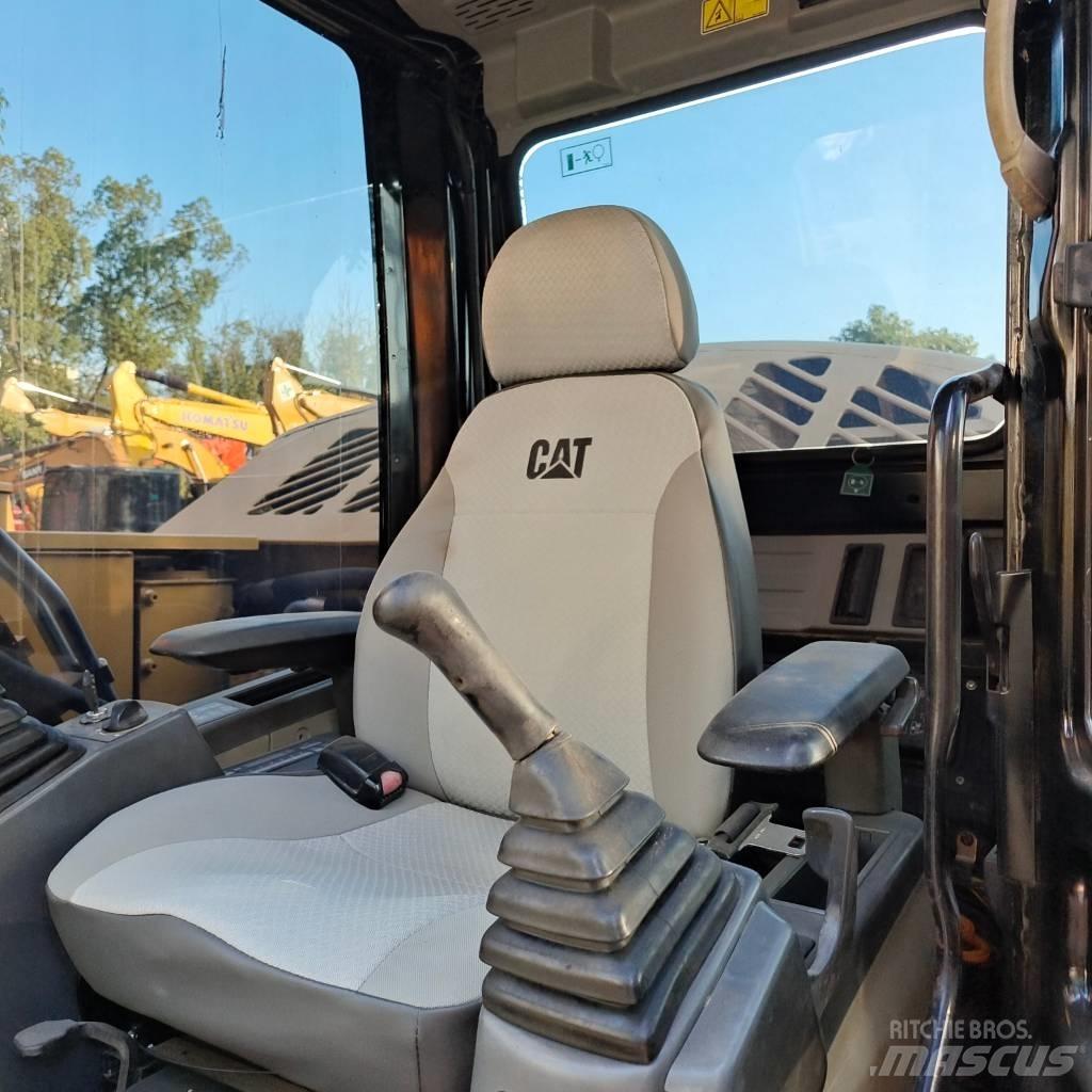 CAT 307 D Vikšriniai ekskavatoriai