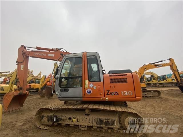 Hitachi ZX130 Vikšriniai ekskavatoriai