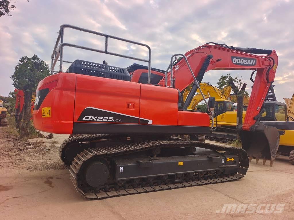 Doosan DX 225 LC-9C Vikšriniai ekskavatoriai
