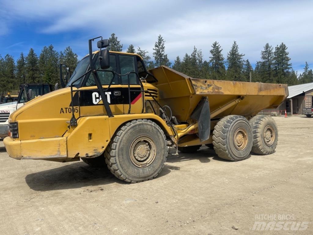 CAT 725 Karjeriniai savivarčiai