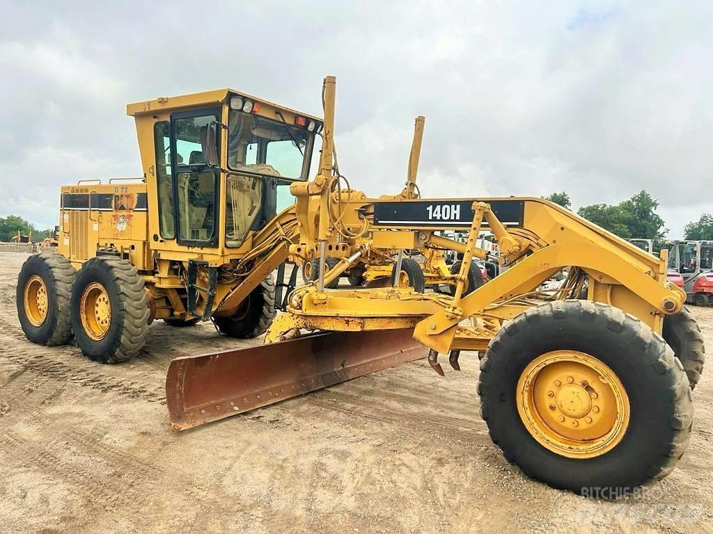 CAT 140 H Greideriai
