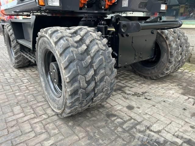 Hitachi ZX 170 W-6 Ratiniai ekskavatoriai