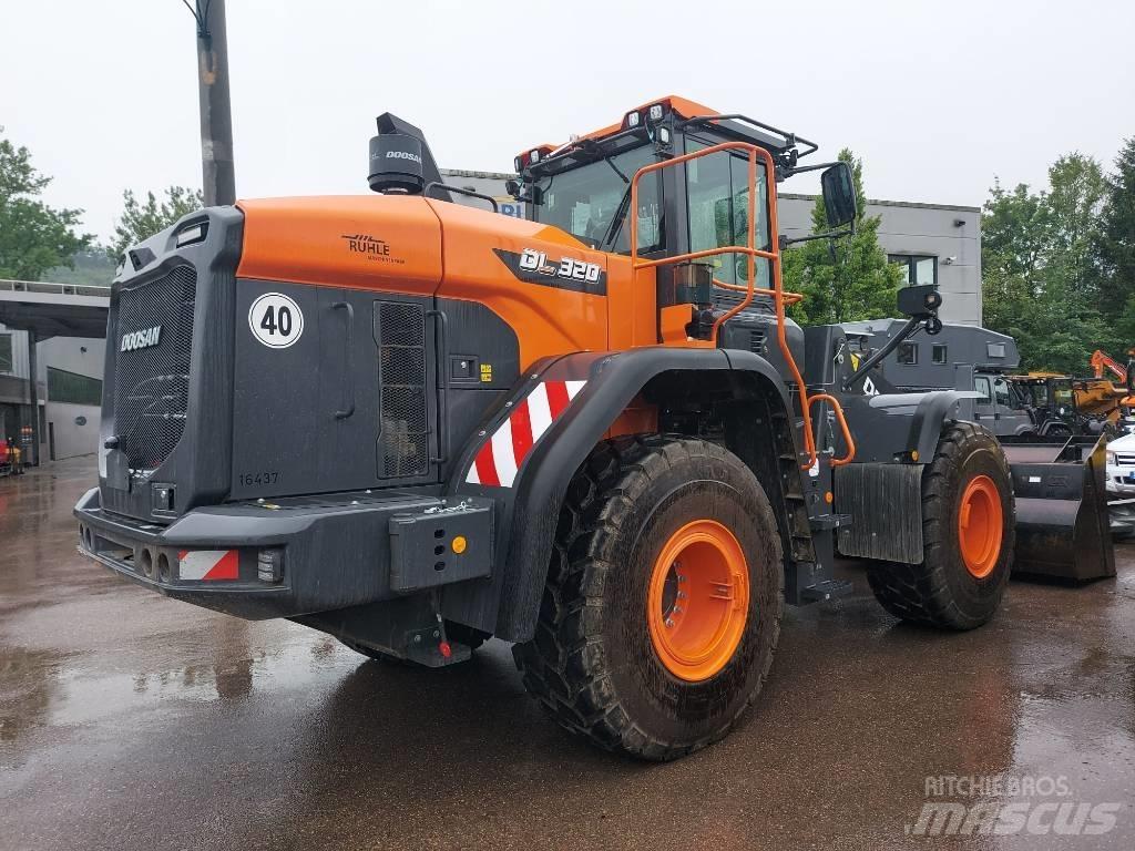 Develon DL 320-7 Naudoti ratiniai krautuvai