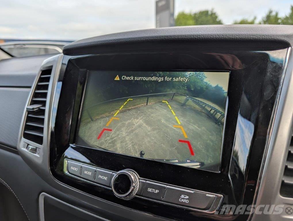 Ssangyong Musso Lengvieji automobiliai