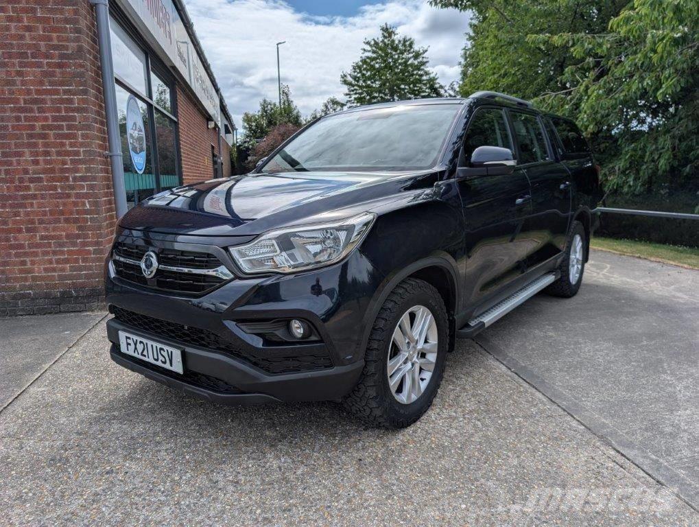 Ssangyong Musso Lengvieji automobiliai