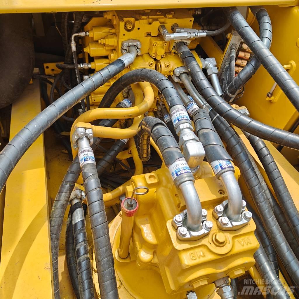 Komatsu 350-7 Vikšriniai ekskavatoriai