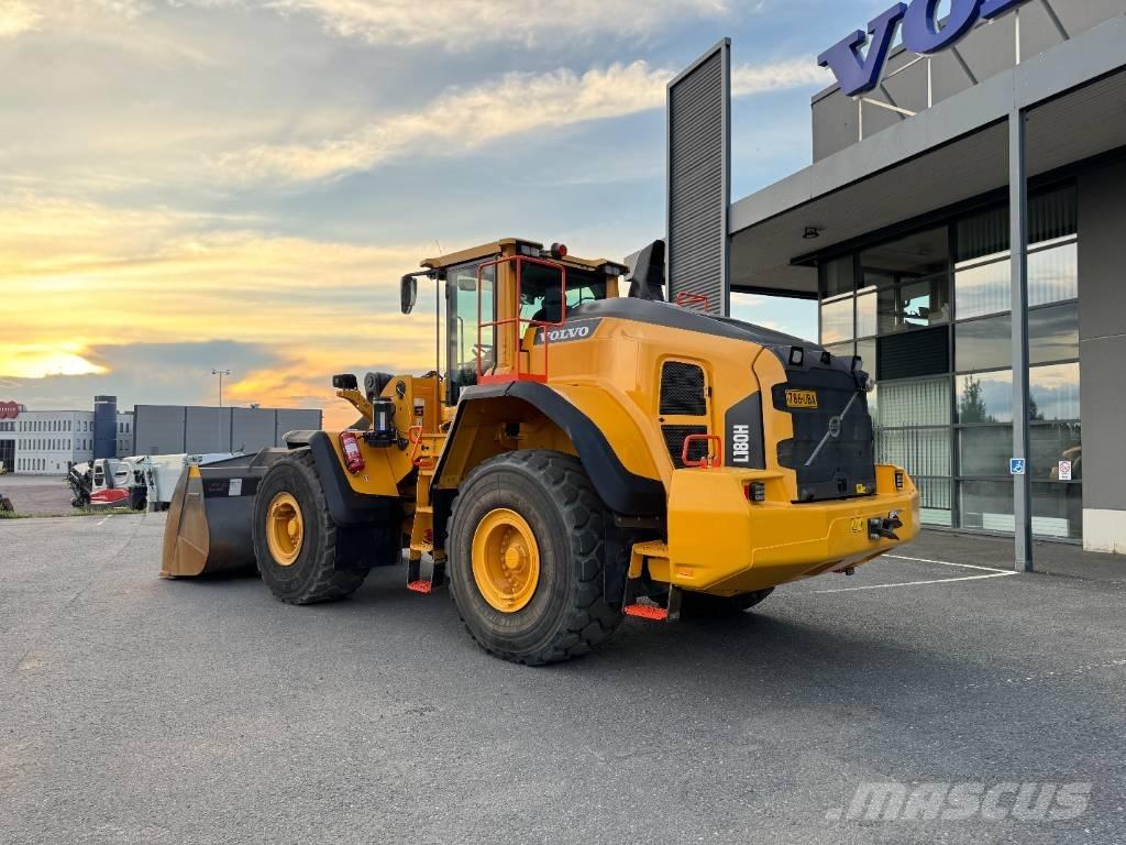 Volvo L 180 H Naudoti ratiniai krautuvai