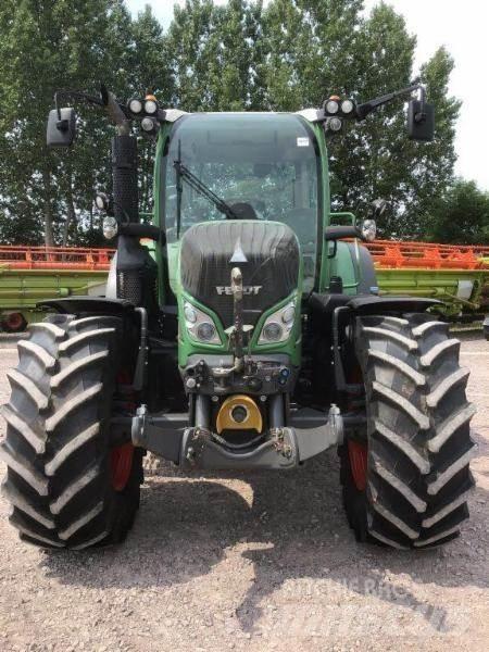 Fendt 516 Vario Traktoriai
